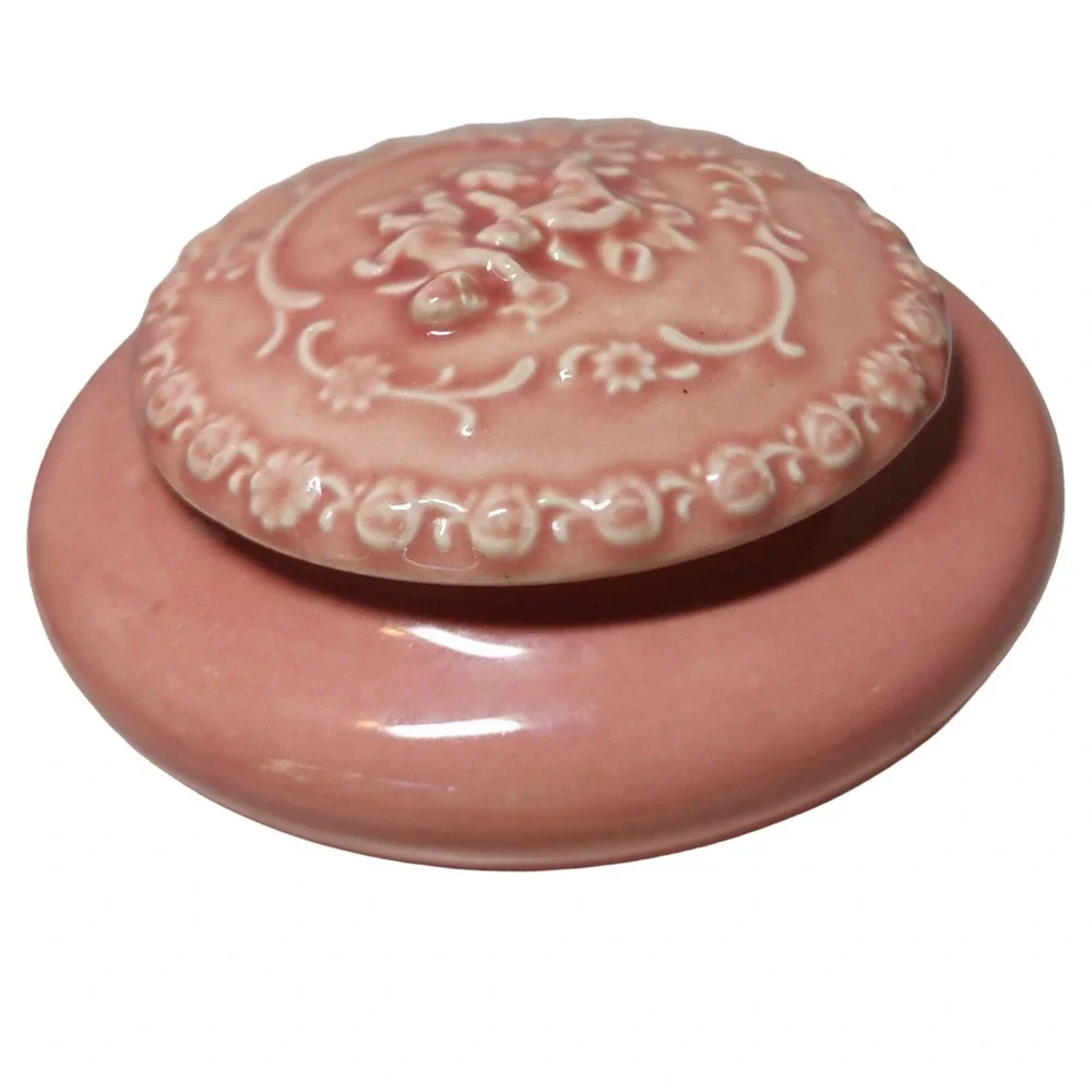 Vintage‎ Handmade Ceramic Powder Trinket Box Pink Angels Round 6.5 Inches SEE